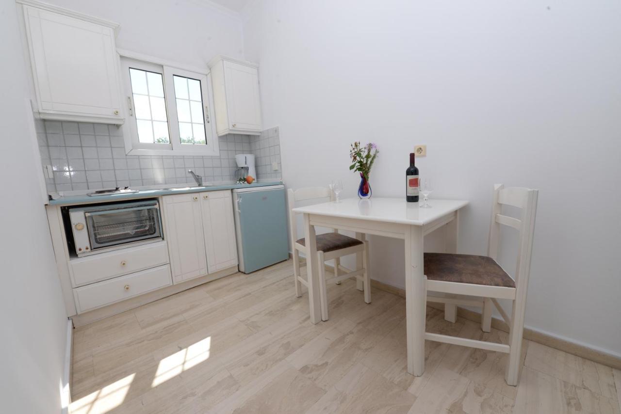 Filippas Rooms In Gouvia Luaran gambar